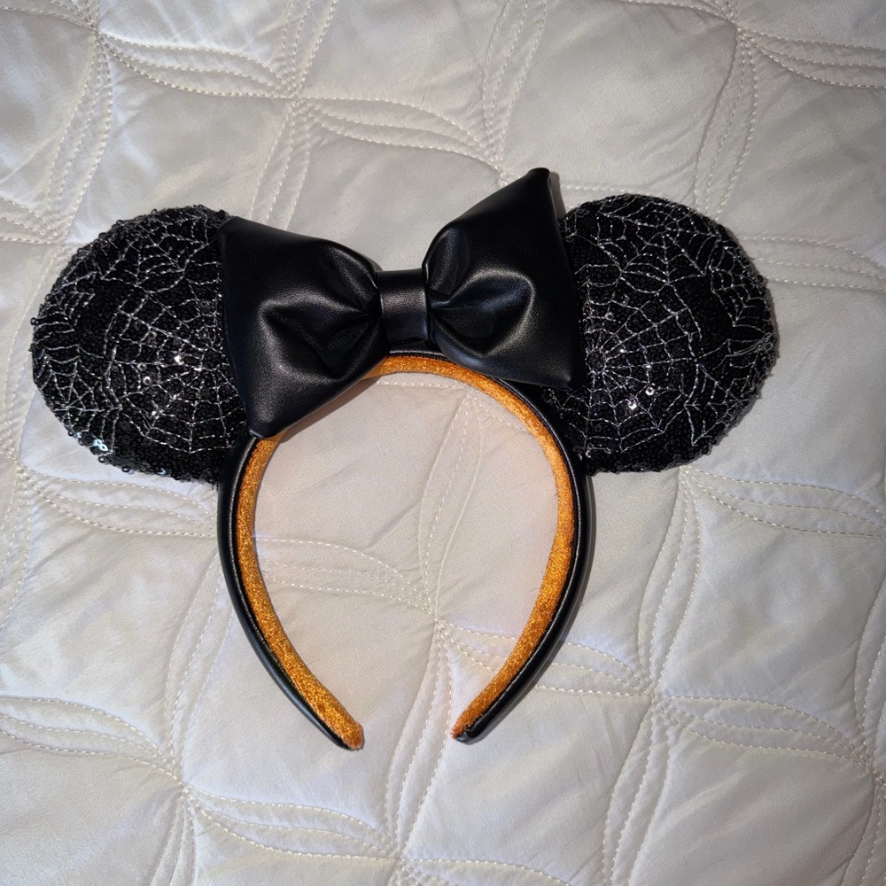 Disney Minnie ears